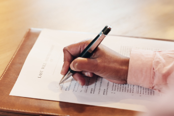 Creating Wills in UAE: Key Legal Requirements You Can’t Miss